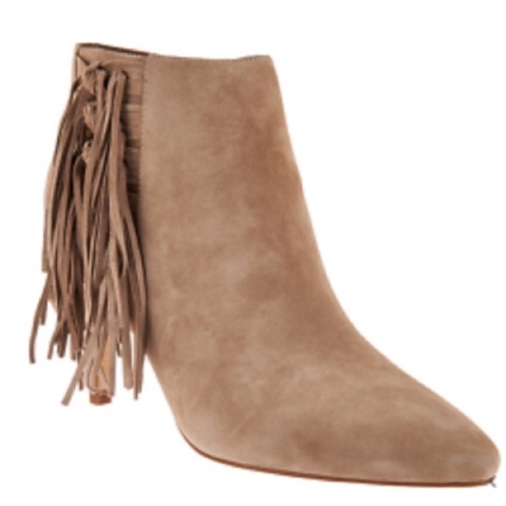 🆕 ⬇️$55 Marc Fisher Taupe Booties